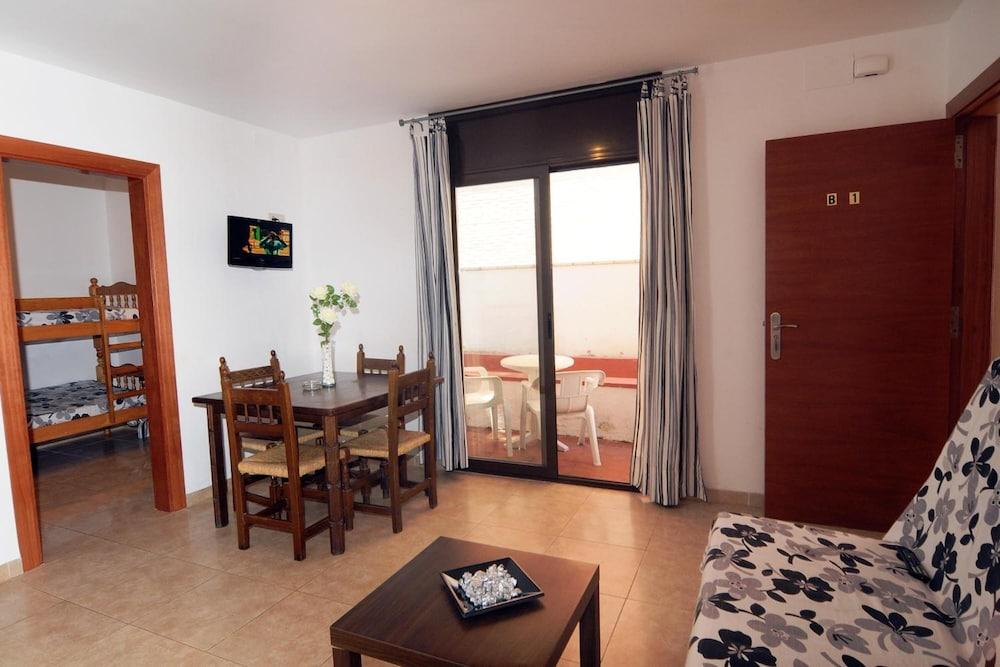 Apartamentos Ar Caribe Льорет-де-Мар Экстерьер фото