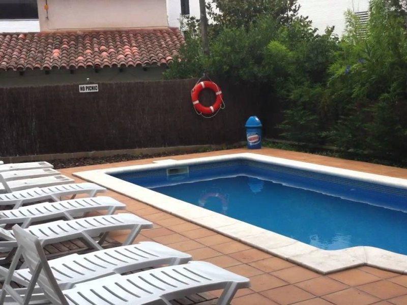 Apartamentos Ar Caribe Льорет-де-Мар Экстерьер фото